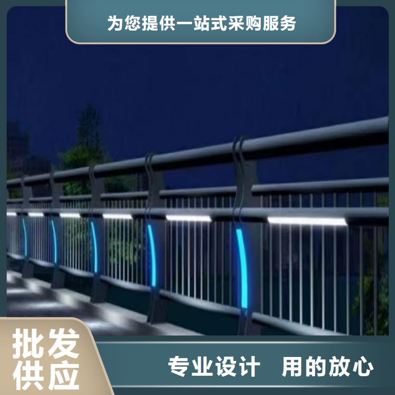 不锈钢桥梁防撞护栏样式众多