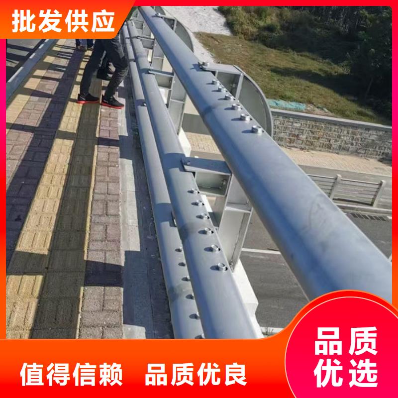 有現(xiàn)貨的河道護(hù)欄銷售廠家