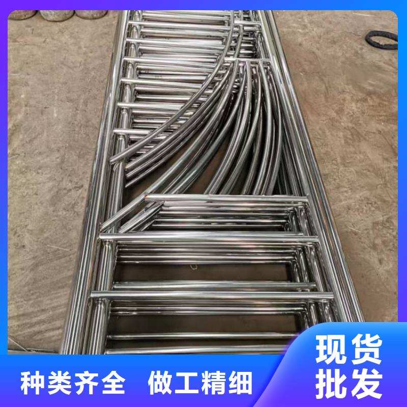 不銹鋼護(hù)欄橋梁護(hù)欄
層層質(zhì)檢