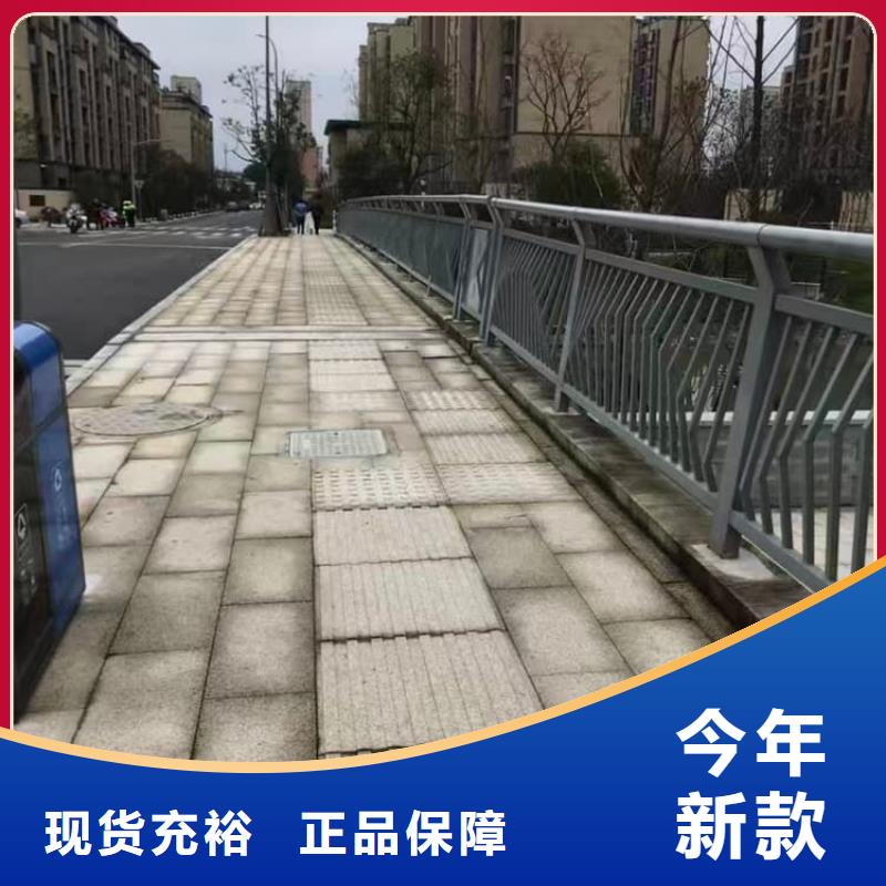護(hù)欄高鐵護(hù)欄注重細(xì)節(jié)