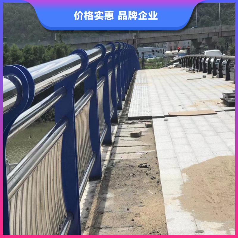 交通道路防撞护栏耐腐蚀性能好