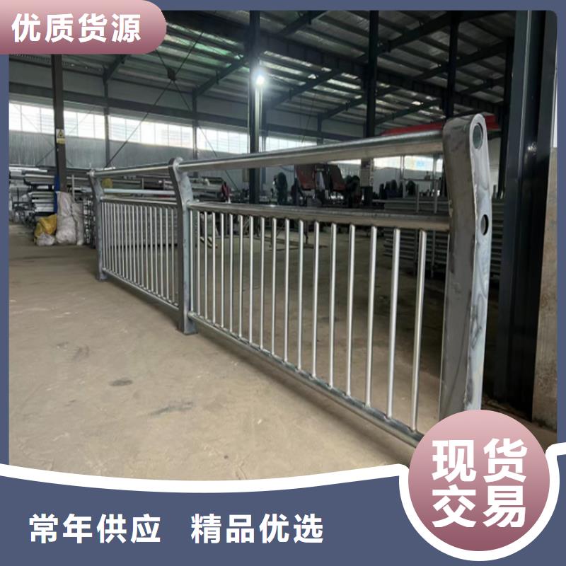 【不銹鋼橋梁護欄木紋轉(zhuǎn)印護欄供您所需】