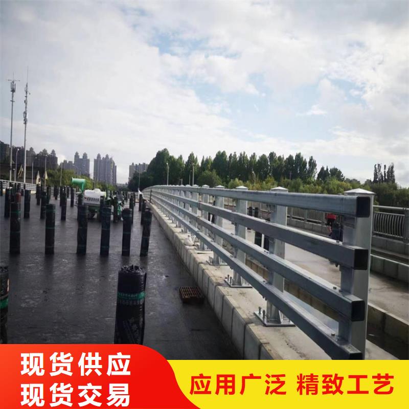 河道護(hù)欄網(wǎng)圖片大全隨時(shí)來廠驗(yàn)貨
