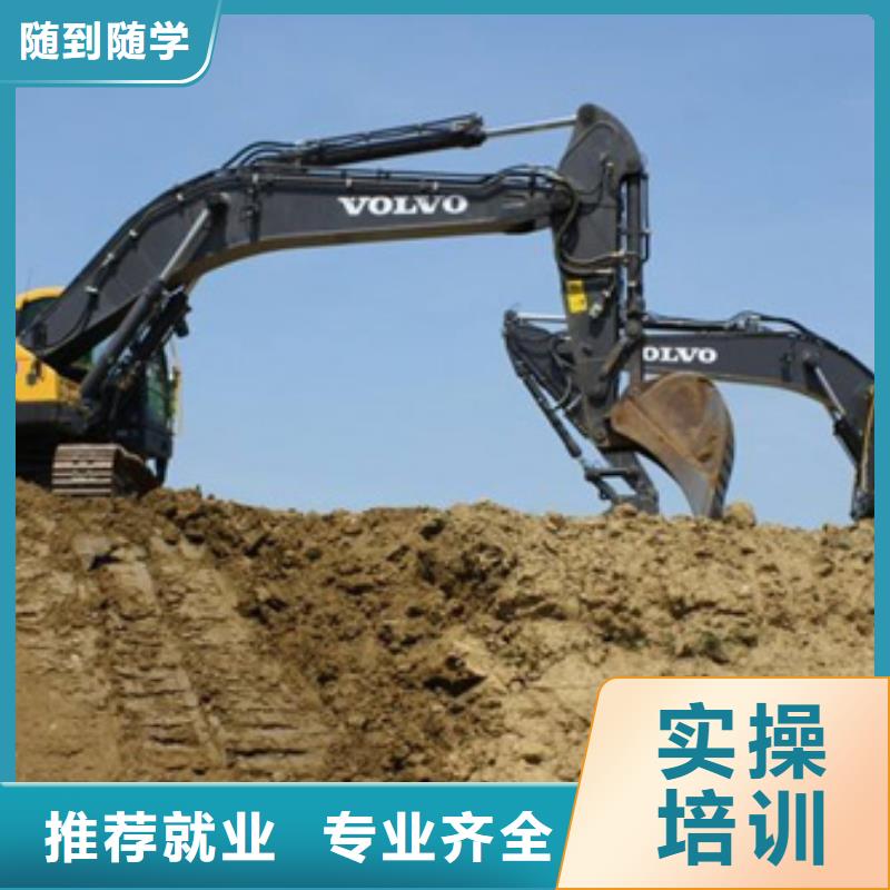塔吊叉車培訓(xùn)基地學(xué)塔吊叉車就到虎振學(xué)校