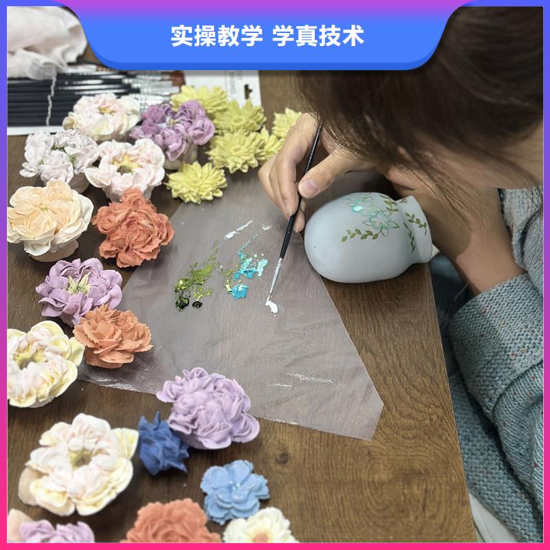 唐縣哪里能學(xué)糕點(diǎn)哪有糕點(diǎn)學(xué)校哪里能學(xué)中西糕點(diǎn)裱花