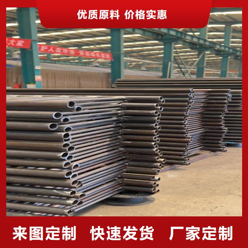 不銹鋼復(fù)合管交通防撞圍欄質(zhì)檢合格發(fā)貨