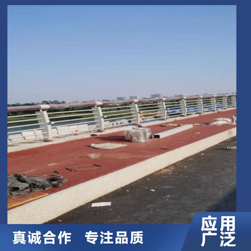 公園防撞護欄供貨穩(wěn)定