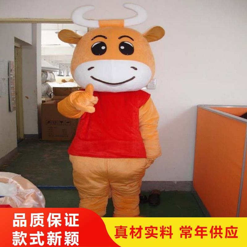 北京卡通行走人偶定做廠家/假日毛絨玩具顏色多