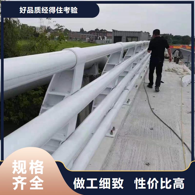 規(guī)格齊全的燈光護(hù)欄基地