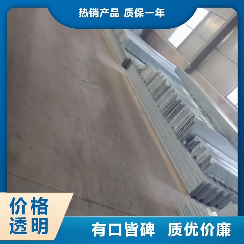 波形護(hù)欄,波形梁鋼護(hù)欄匠心制造