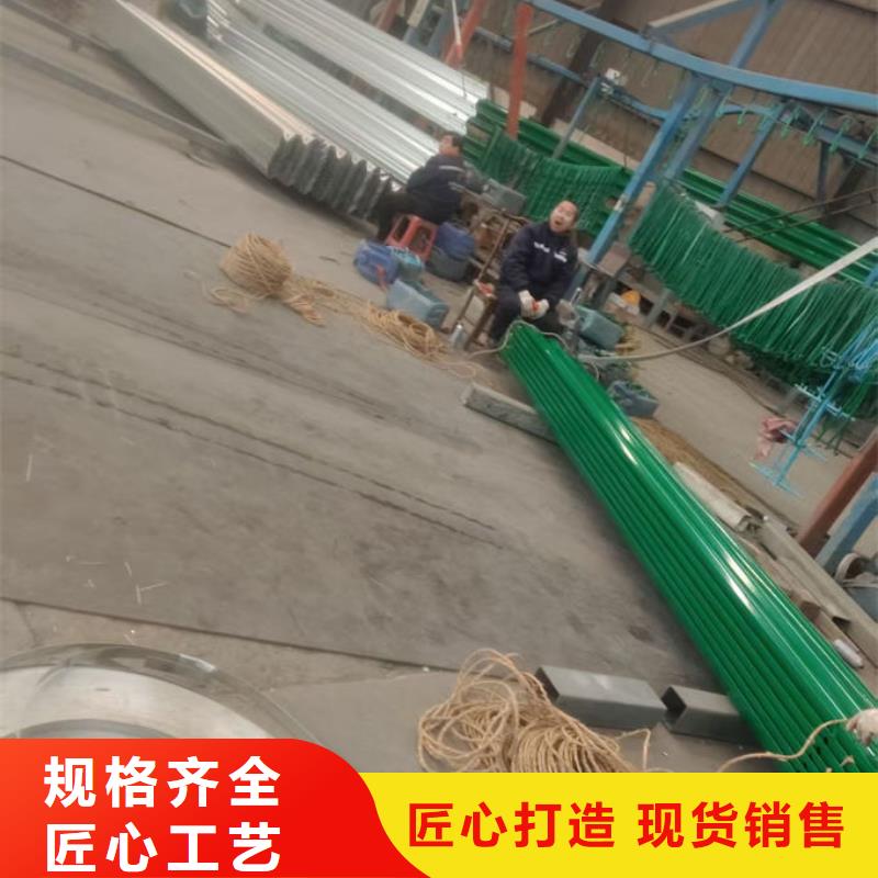 波形護(hù)欄波形護(hù)欄定制件檢驗(yàn)發(fā)貨