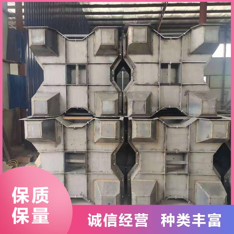 鋼模具混凝土料斗實(shí)拍展現(xiàn)