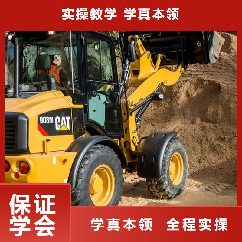學挖掘機有前途嗎就業(yè)前景好