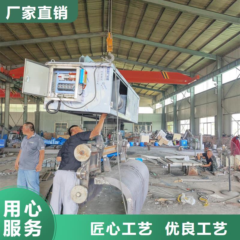 清污機_鋼絲繩牽引式清污機通過檢測